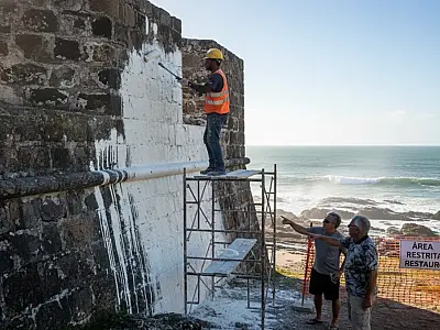 O Forte São João é um marco da colonização brasileira e símbolo do Litoral Norte de São Paulo.