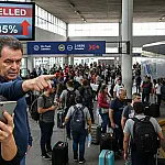 Passagens aéreas devem subir até 35% e empurram viajantes para as estradas