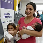 Bolsa Família: Caixa encerra pagamentos de abril; veja quem recebe e novos valores