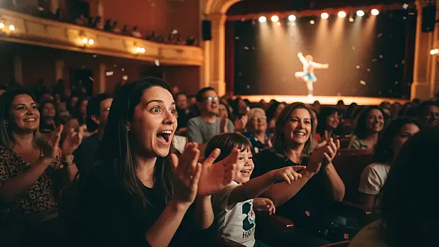 O Teatro Mario Covas recebe grandes espetáculos durante o 9º Felino em Caraguatatuba.