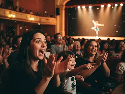 O Teatro Mario Covas recebe grandes espetáculos durante o 9º Felino em Caraguatatuba.