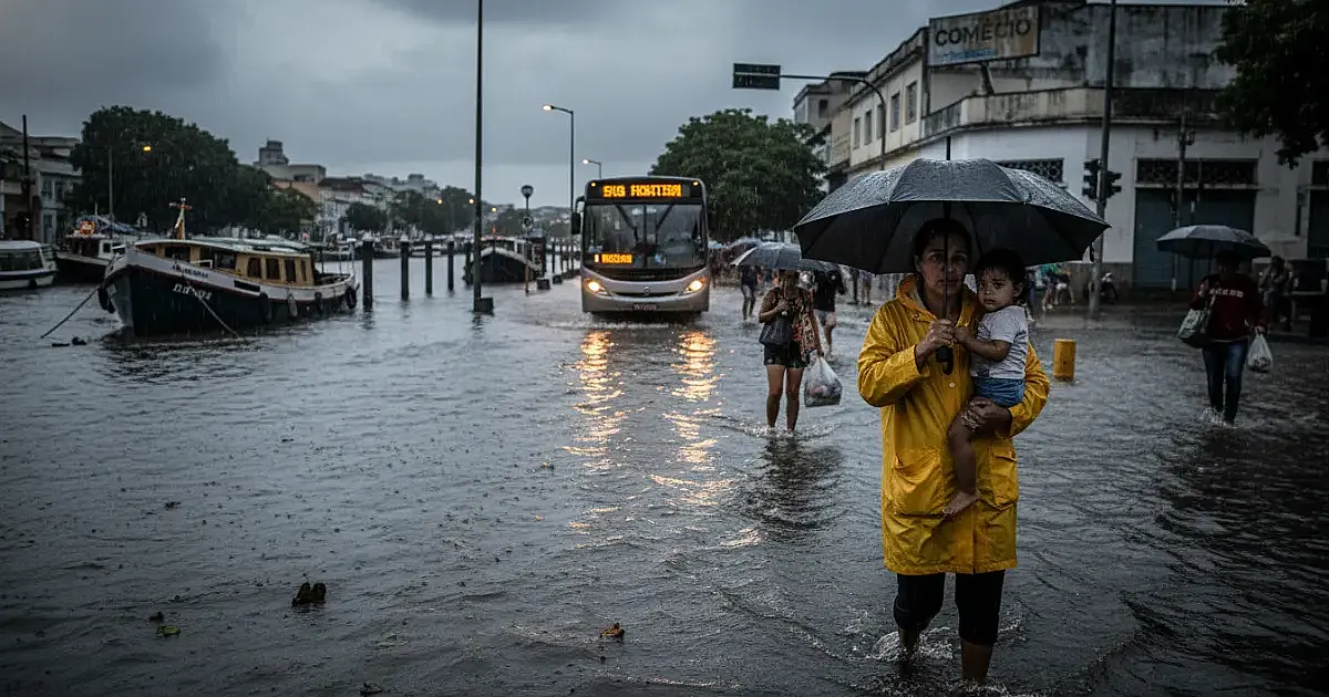 Alerta na Baixada Santista: Chegada de duas frentes frias traz chuva persistente e risco de alagamentos