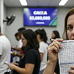Mega-Sena sorteia R$ 65 milhões hoje: Veja como apostar e onde assistir