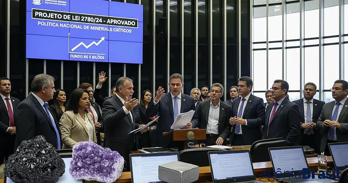 Brasil acelera na corrida tecnológica: Câmara aprova fundo de R$ 5 bilhões para minerais críticos