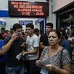 Mega 30 Anos: Prazo para apostar nos R$ 300 milhões termina hoje; saiba como jogar