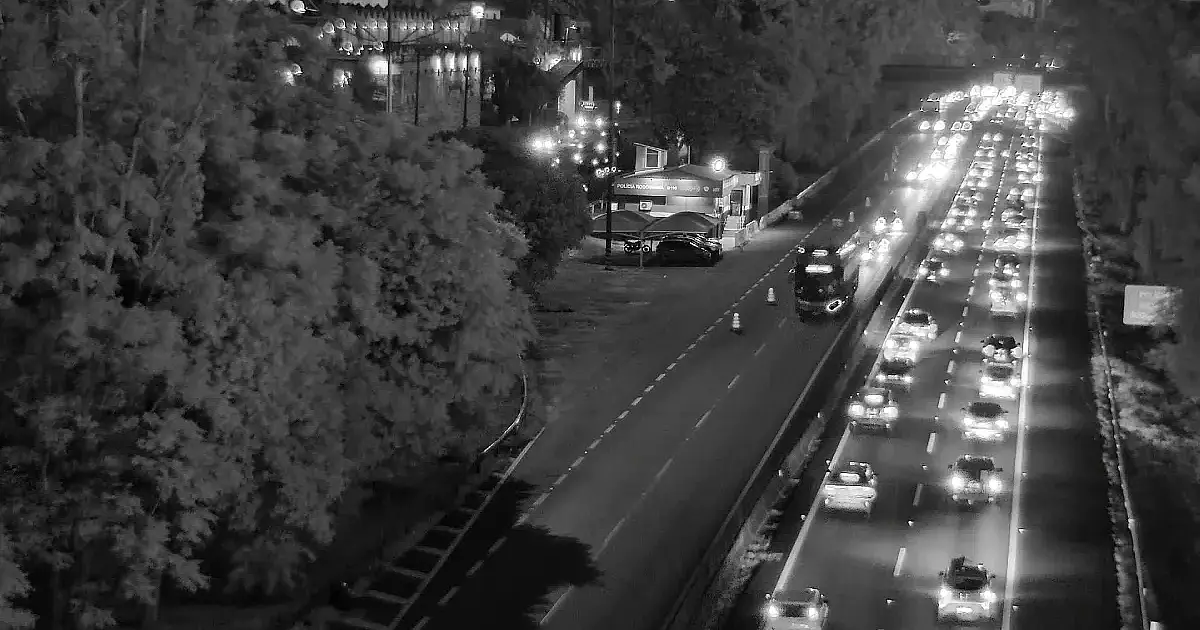 Interdição na Anchieta: bloqueio de 16 km desafia motoristas nesta sexta; saiba como desviar