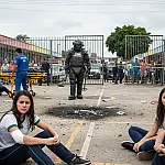 Explosão em escola de Belford Roxo deixa oito alunos feridos e mobiliza Esquadrão Antibomba