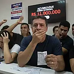 Lotofácil 3713 acumula e prêmio dispara para R$ 11 milhões: 288 apostas 'batem na trave'