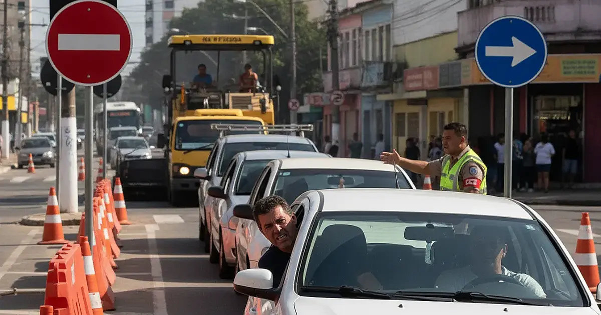 Atenção no trânsito: Reurbanização em Santos altera sentido de via no bairro Aparecida