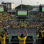 Guarujá cria 'Fan Zone' na Praça 14 Bis com telões e DJ para jogo do Brasil