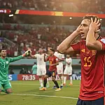 Copa do Mundo 2026: Domingo decisivo tem favoritos sob pressão e grupos embolados
