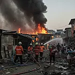 Incêndio em Paraisópolis: Fogo destrói casas e mobiliza bombeiros na Zona Sul de SP