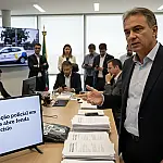 Operação policial em contrato de R$ 108 milhões abre fenda entre Nunes e Tarcísio