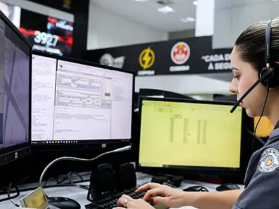 Aplicativo SP Mulher Segura oferece botão de pânico integrado à Polícia Militar para vítimas de violência doméstica.