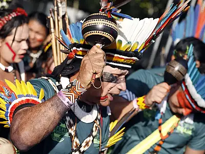 Lideranças indígenas reunidas em Brasília exigem comissão de reparação e memória.