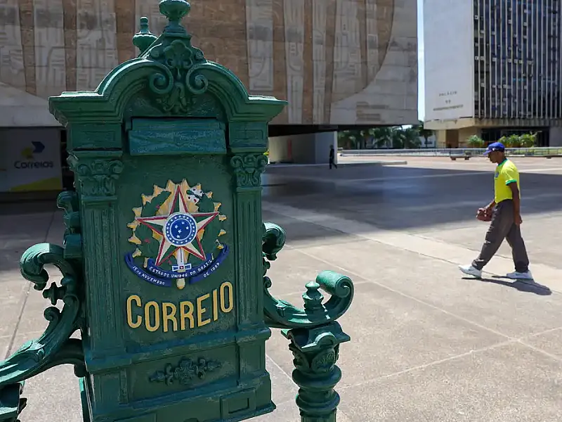 TCU alerta para risco fiscal bilionário com Correios e cobra socorro do governo