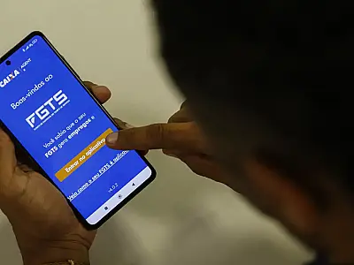 Divisão dos lucros do FGTS deve beneficiar milhões de trabalhadores com contas ativas e inativas.