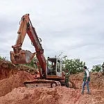 Crime ambiental em Maricá: Inea fecha megaextração ilegal de minério que ameaçava moradias