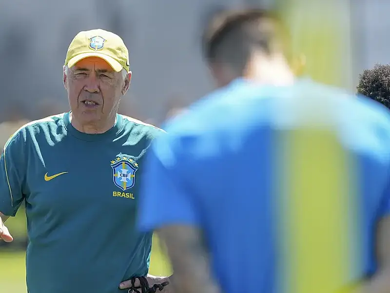 Ancelotti esboça Brasil contra Noruega e indica Martinelli na vaga de Paquetá