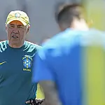 Ancelotti esboça Brasil contra Noruega e indica Martinelli na vaga de Paquetá
