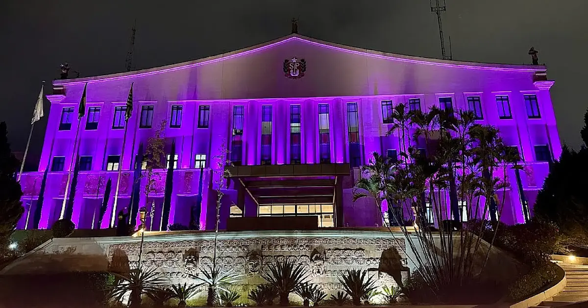 Agosto Lilás: Palácio dos Bandeirantes muda de cor e abre ofensiva contra violência de gênero