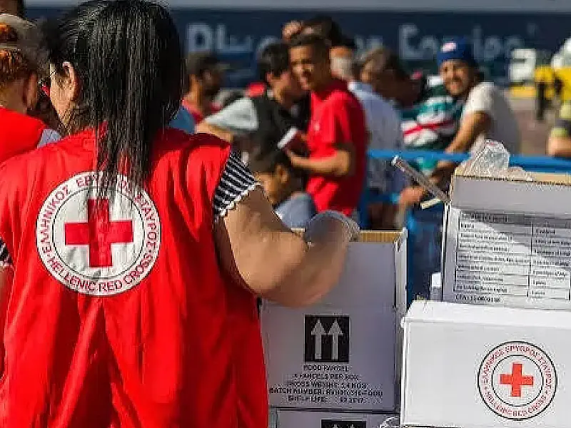 Como a Cruz Vermelha em SP reconecta refugiados separados por crises