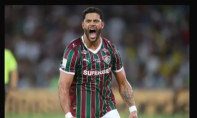 Fluminense vira sobre o Remo no Maracanã e se mantém no G-4 do Brasileirão