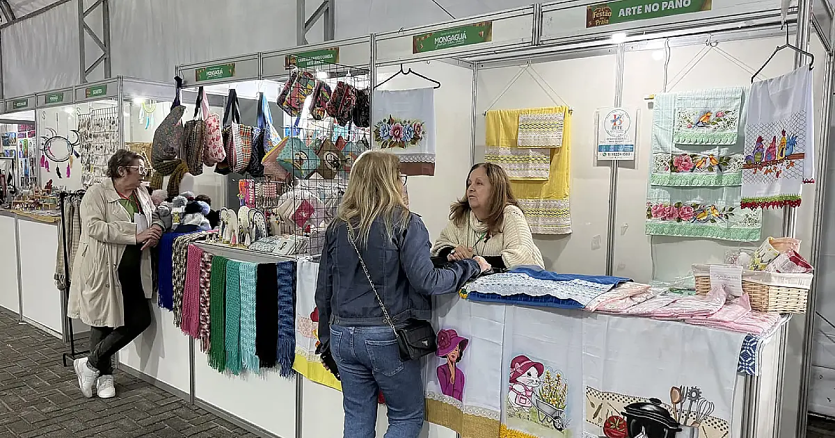 Mongaguá e Sebrae qualificam 90 empreendedores no Festão na Praia