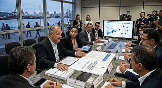 Encontro dos prefeitos metropolitanos define as diretrizes para o protocolo de acolhimento unificado no litoral paulista.