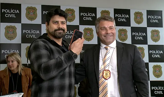 Polícia recupera celulares roubados em Santos e revela rota de receptação na Baixada