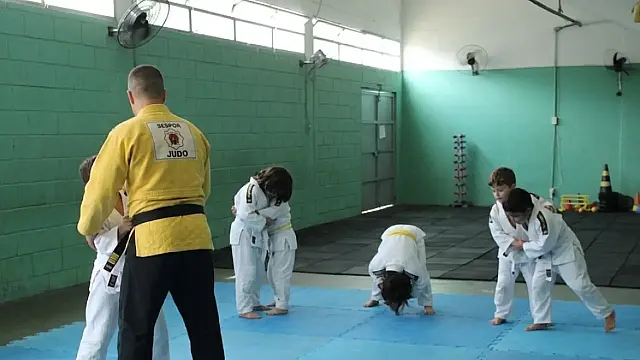 Inscrições abertas para aulas gratuitas de judô infantil em São Vicente; veja como garantir vaga