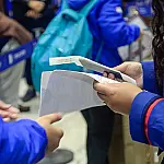 Alunos de SP fazem prova para intercâmbio gratuito no exterior; veja regras