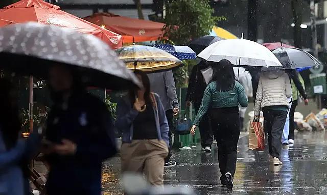 Chuva com rajadas avança pelo Centro-Oeste e Sudeste; São Paulo entra na rota