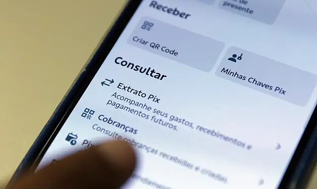 Pix recua 10% após bloqueio de apostas, mas dados não provam relação direta