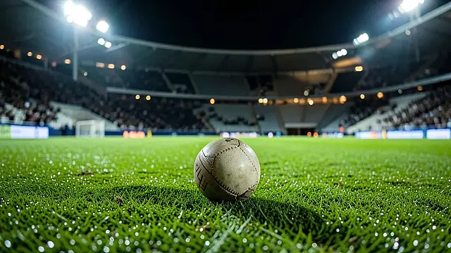 Representação editorial genérica de uma partida eliminatória de futebol continental.