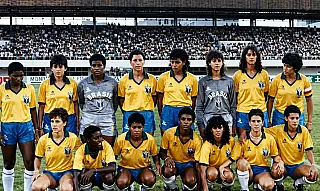 Pioneiras do futebol feminino ganham destaque histórico no 7 de Setembro