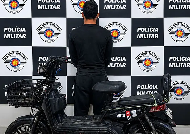 Suspeito de roubo é preso com bicicleta elétrica e reconhecido pela vítima em Peruíbe