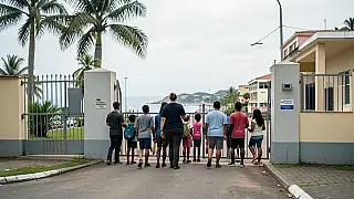Câmara de Santos aprova projeto para controlar acesso às escolas; texto aguarda sanção