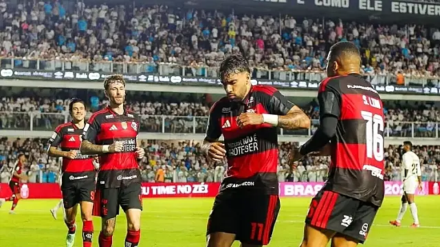 Neymar volta após cinco semanas, marca dois gols contra o Flamengo e anima torcida do Santos