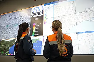 Defesa Civil de SP reforça monitoramento de enchentes e temporais com câmeras e mapas de risco em tempo real