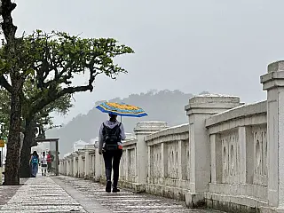 Chuva intensa deve marcar a semana na Baixada Santista; veja os riscos e a previsão