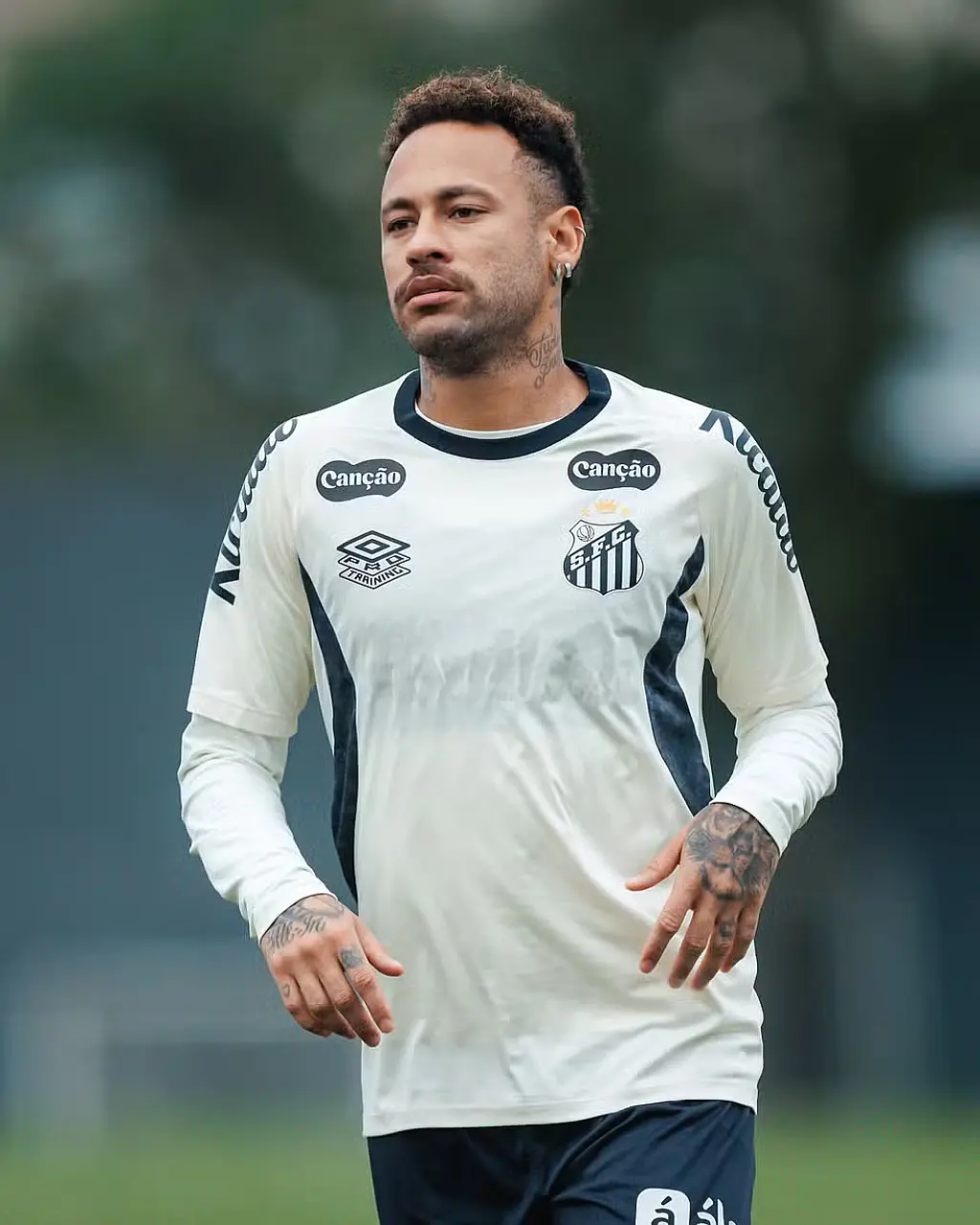 Neymar pode voltar ao time titular do Santos contra o Fluminense; veja o que muda