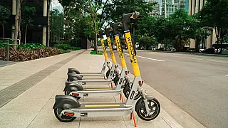 Multa de R$ 130,16: SP começa a fiscalizar bicicletas elétricas e patinetes nesta terça; veja as regras