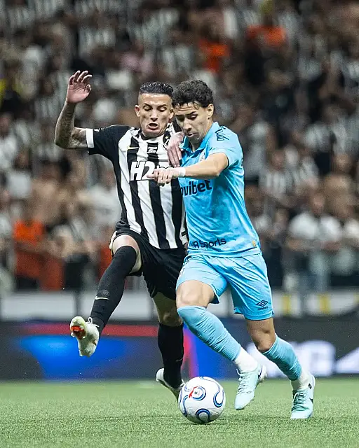 Santos tenta quebrar tabu de nove anos contra o Atlético-MG e ampliar sequência fora de casa